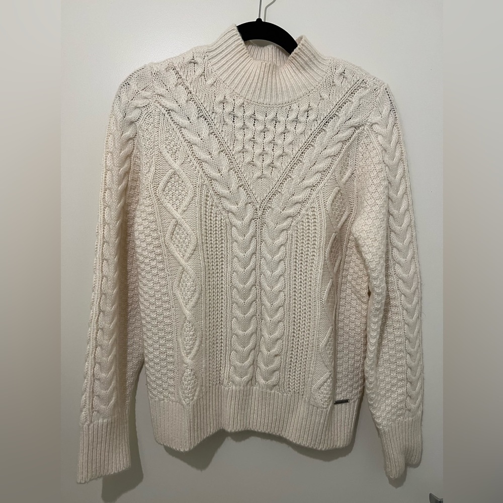 Abercrombie & Fitch Ivory Cable Stitch Sweater - Size Medium